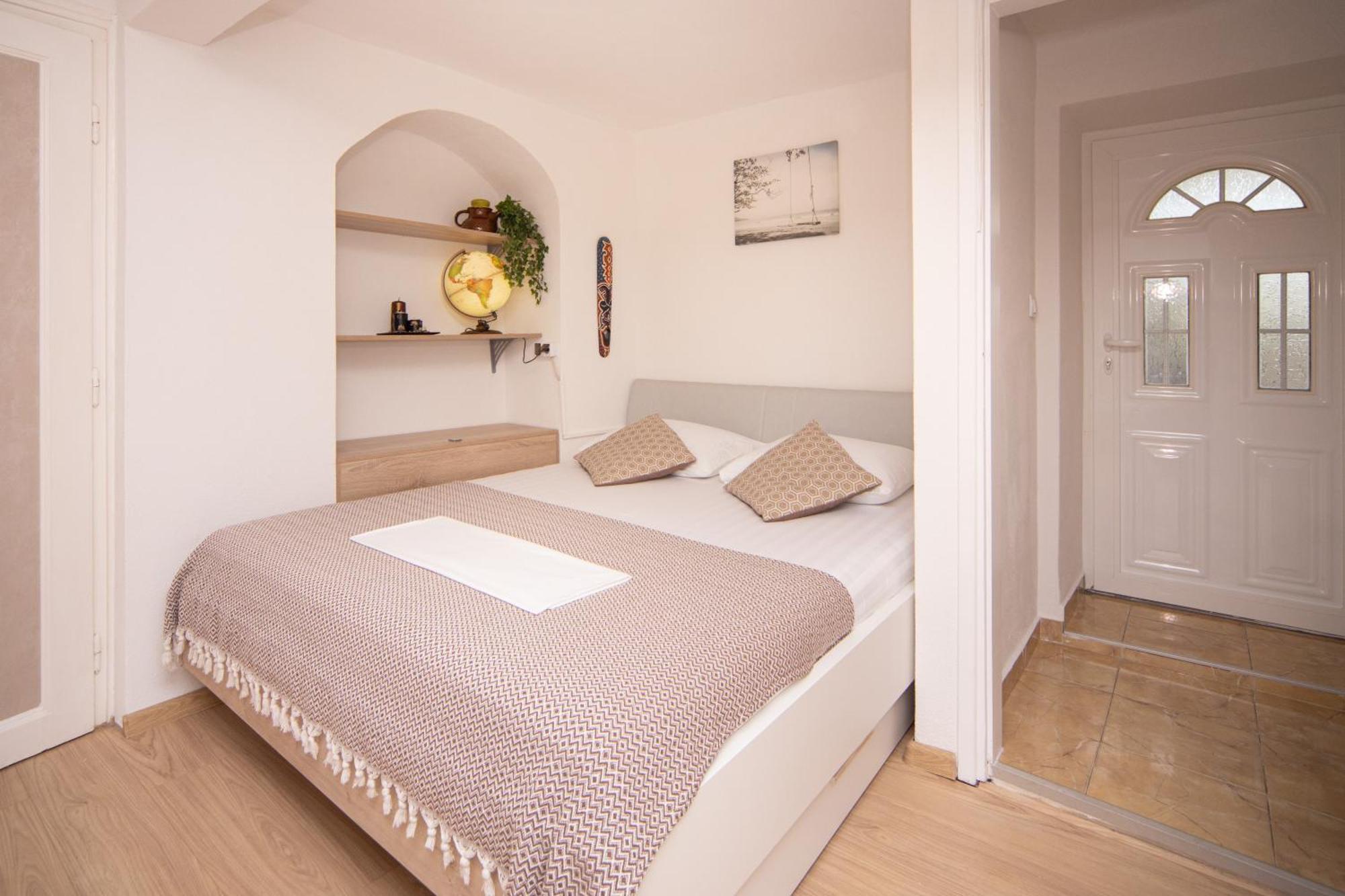 Stone Beach Apartments Pržno Esterno foto